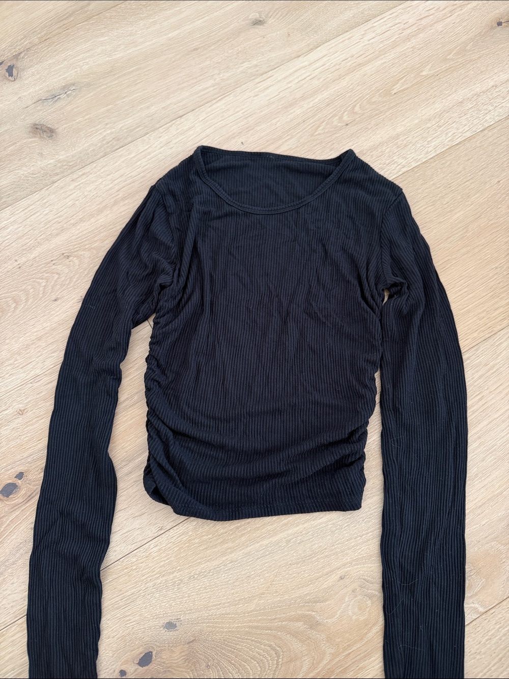 ALO Yoga Black Ribbed Long-Sleeve Crop Top